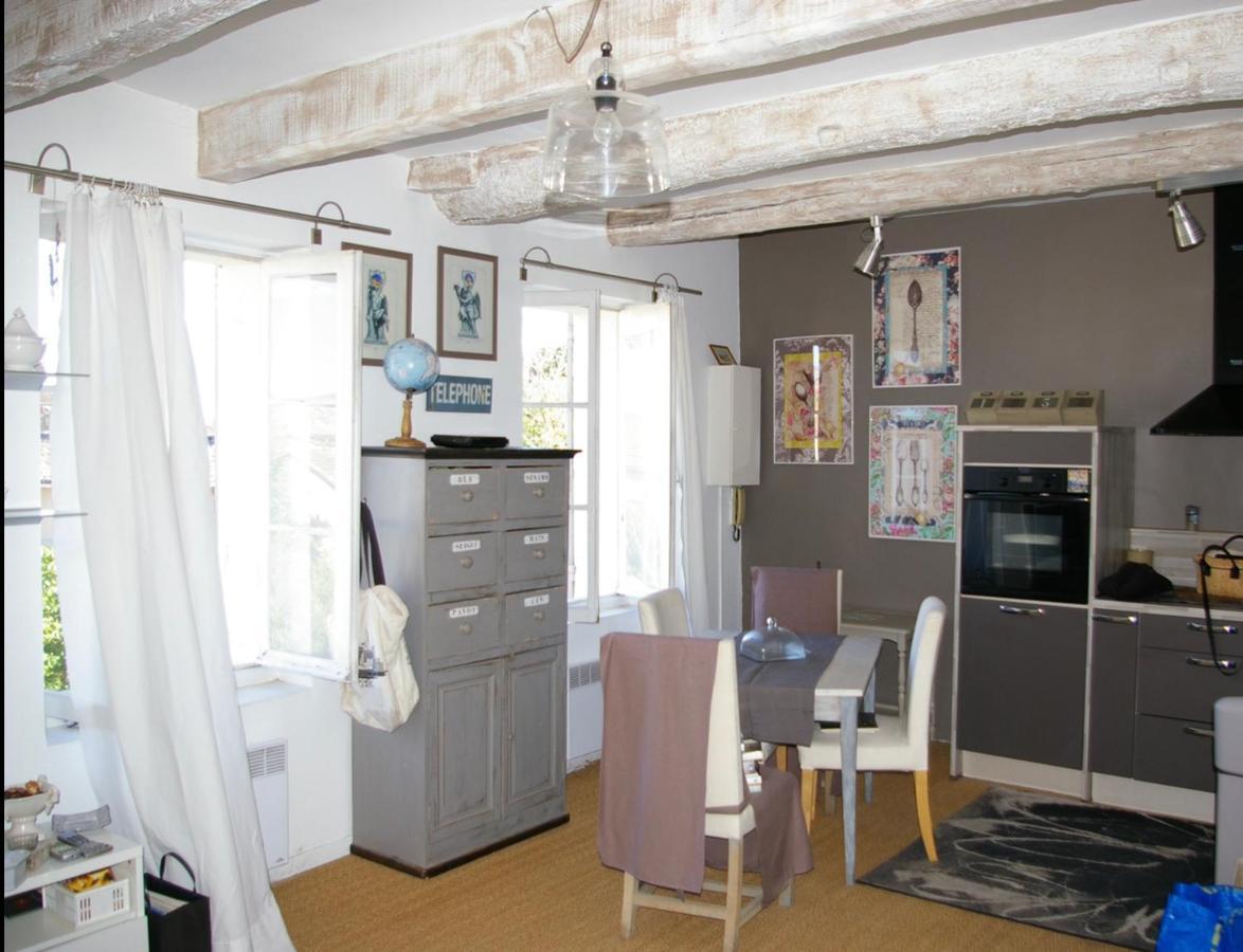 Appartamento Douceur Sur La Sorgue LʼIsle-sur-la-Sorgue Esterno foto